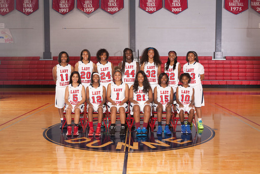 varsity girls basketball 2015.jpg